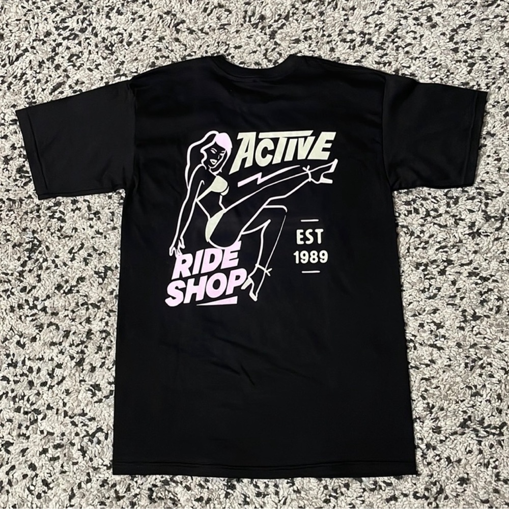 Active Ride Shop Tee Shirt Black Short Sleeve Pin Up Girl Graphic Men’s Small